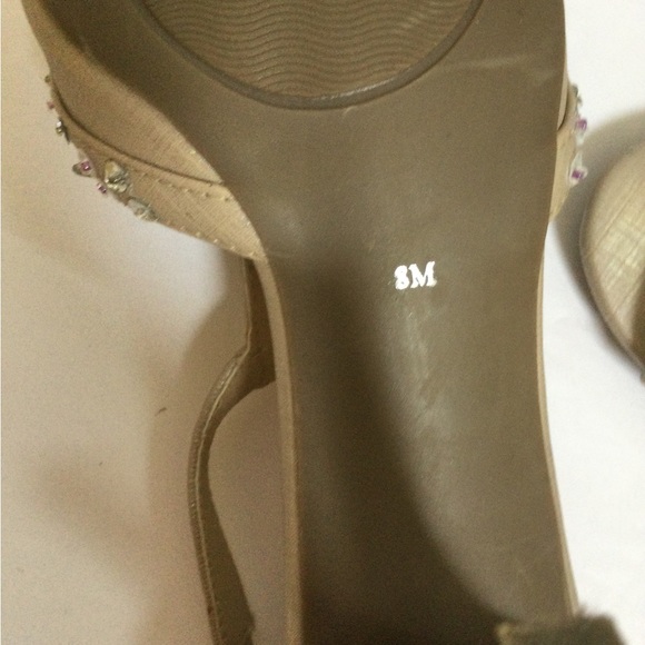 New York Transit womens 8M open peep toe T strap pearls and sequins pumps shoes - Picture 4 of 7